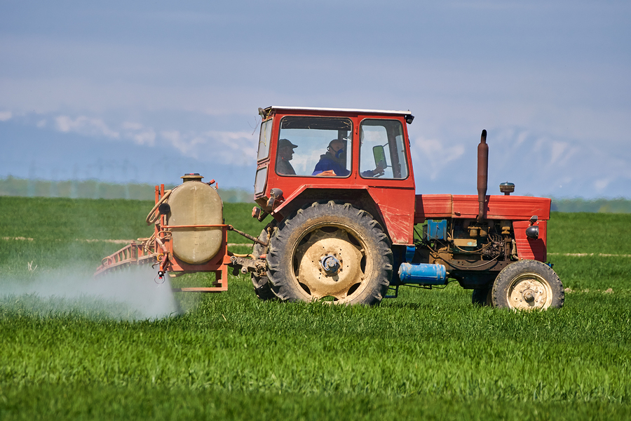 EPA to Revisit Bayer Dicamba Herbicide Risks After 3,500 Reports of