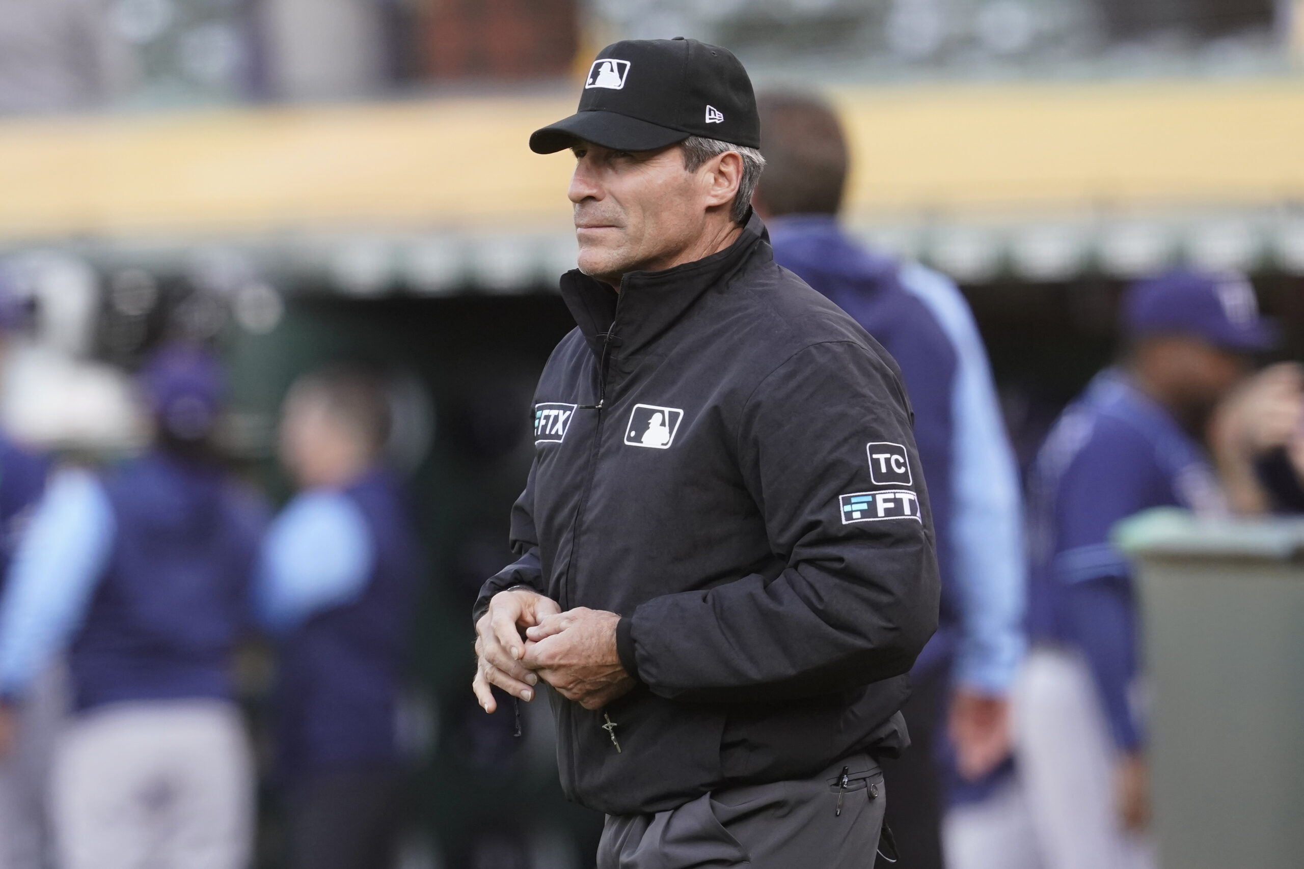 MLB umpire Angel Hernandez files lawsuit against league alleging