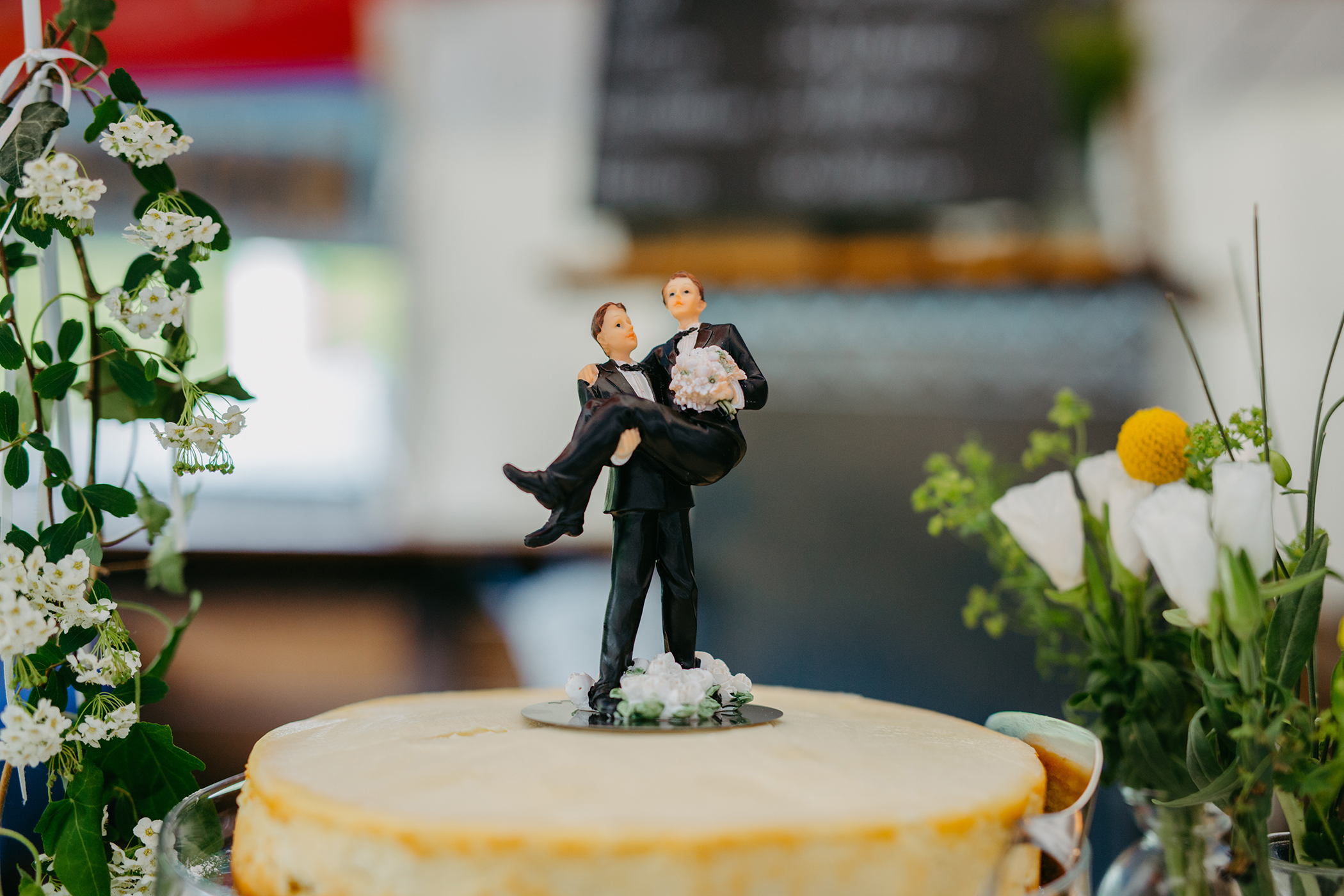 30+ Cake Judge Stock Photos, Pictures & Royalty-Free Images - iStock | Cake  competition